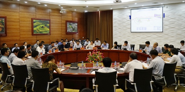 VATM: Tham dự cuộc họp triển khai dự án xây dựng Cảng hàng không Lào Cai.